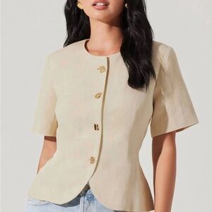LIKE NEW ASTR THE LABEL Saige Cutaway Linen Blend Jacket